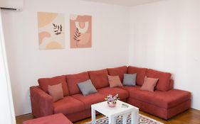Memories Apartment